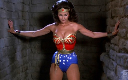 wonder-woman-lynda-carter-splash